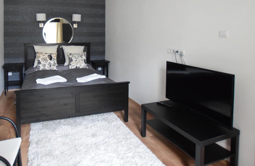 Luxury Apartment By Hi5-Varoshaz Suite Будапеща Екстериор снимка